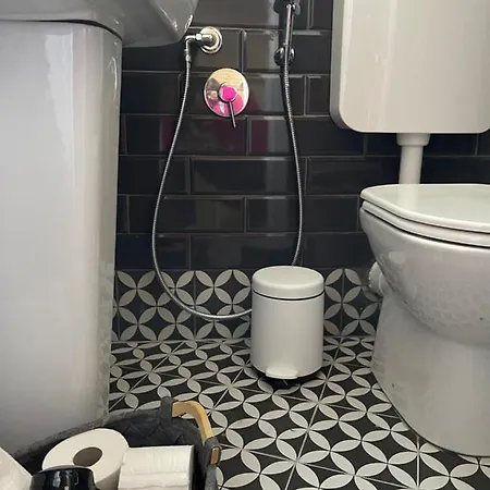 Studio 6 Apartment